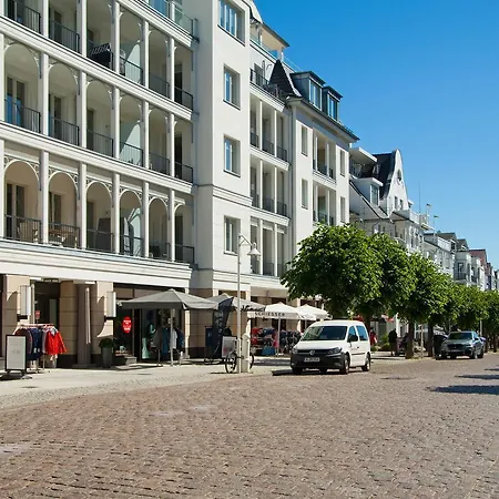 Seeblick 5 - Ruhig - Moenchgut Apartment Sellin (Rugen)